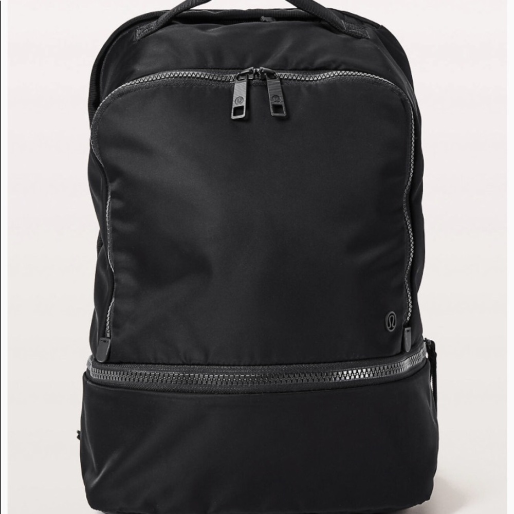 LULULEMON Black City Adventurer Backpack 17L